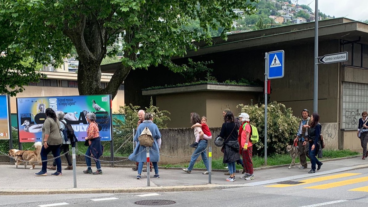 https://www.i2a.ch/esploratori-urbani-riscopriamo-lugano-con-la-jane-s-walk